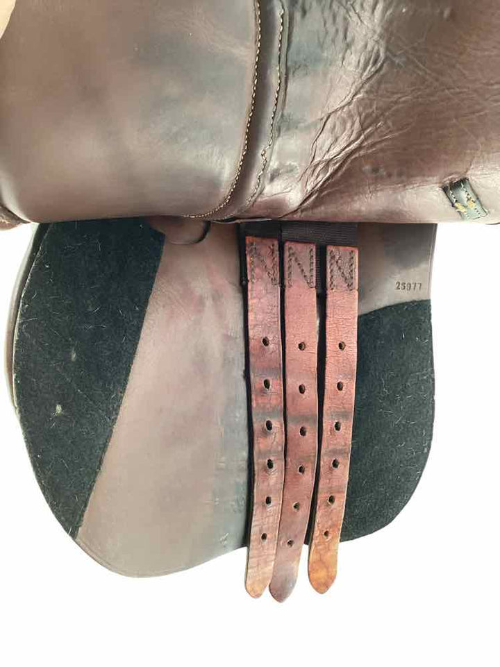 17" M. Toulouse used close contact saddle B