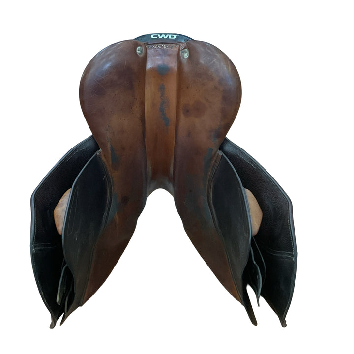 17.5" CWD SE25 2GS Medium Used Hunter/Jumper Saddle