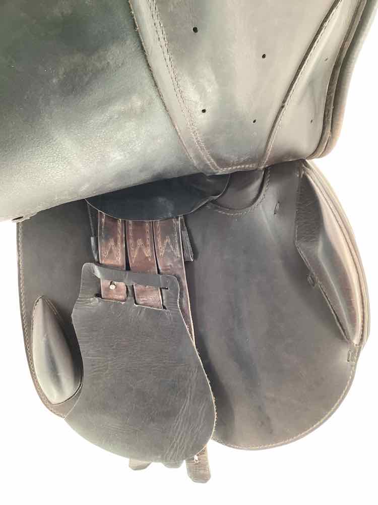 17" Prestige X Paris used close contact saddle 33cm tree B