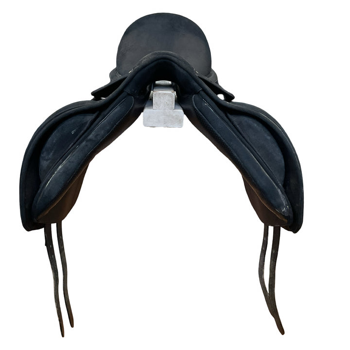 18" Wintec Isabell Adjustable Used Dressage Saddle