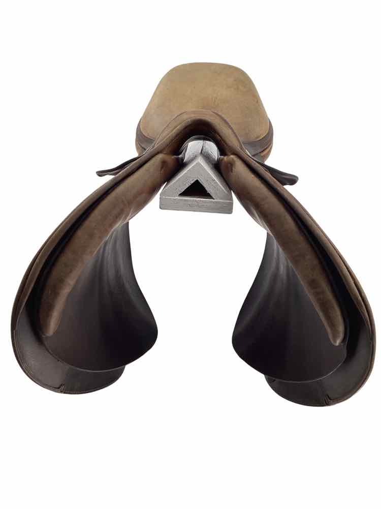 18" Butet used close contact saddle B