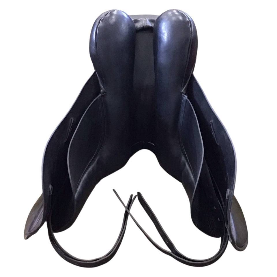 17" County Connection Med/Wide Used Dressage Saddle - H