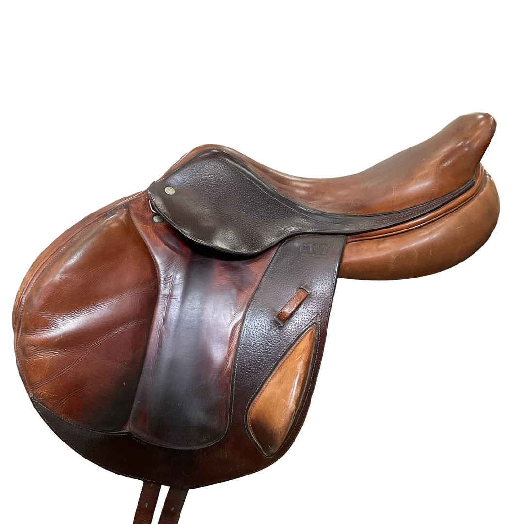 CWD SE09 17.5" Medium Used Hunter/Jumper Saddle