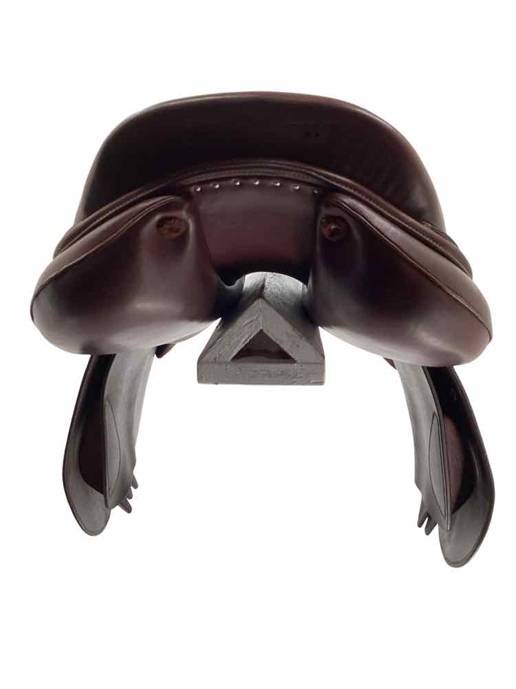 17" Arion close contact saddle