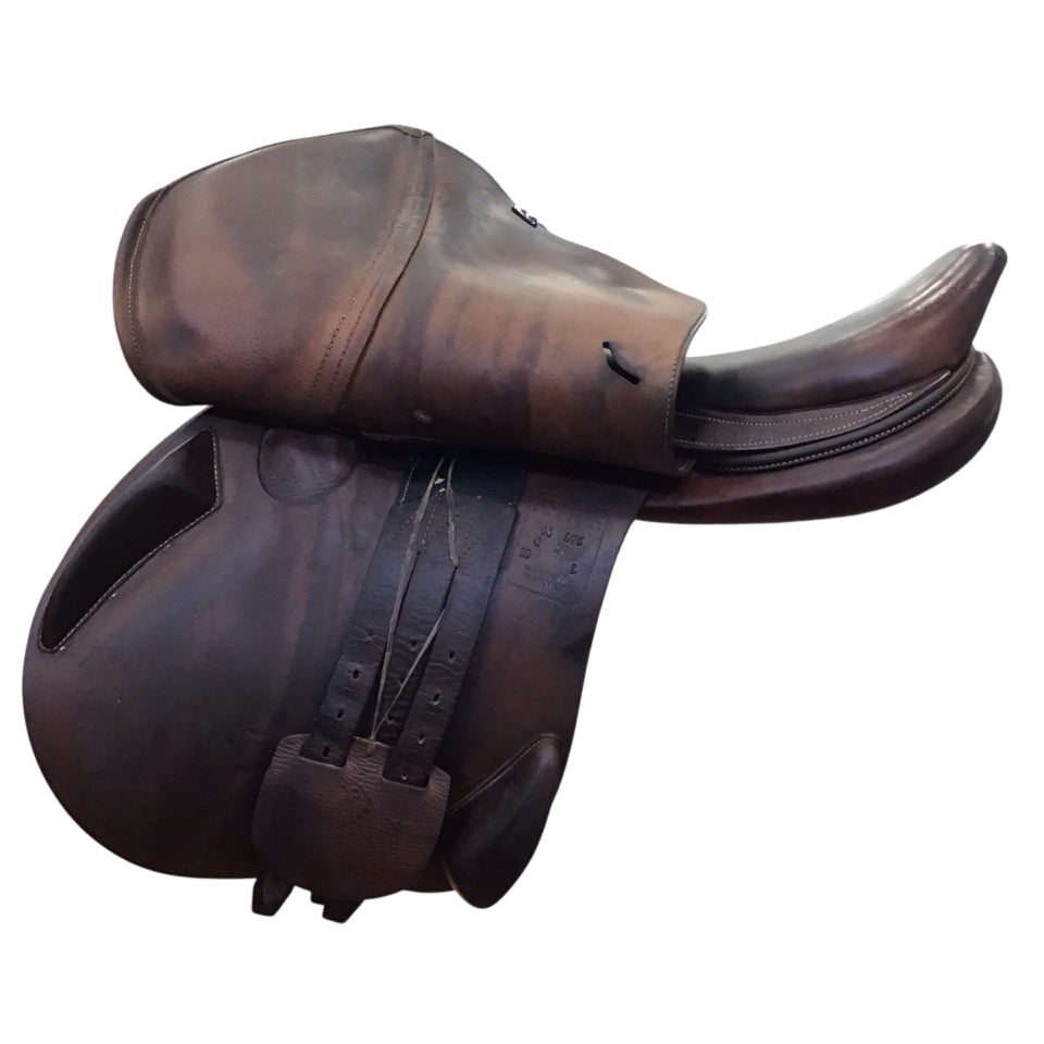 18" Antares Confort Medium Used Hunter/Jumper Saddle - H