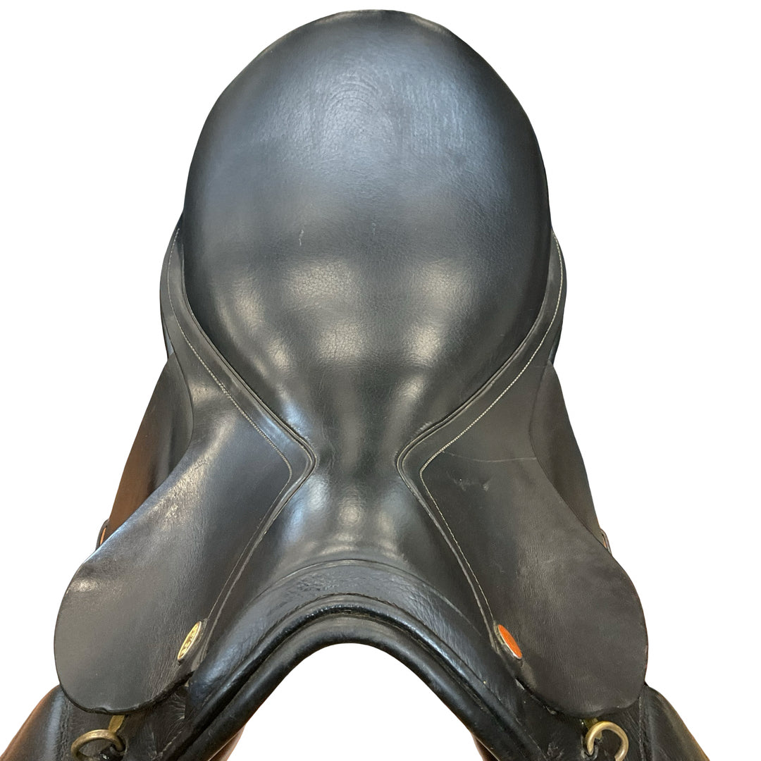 18" Busse Solibel Atlanta Medium Used Dressage Saddle