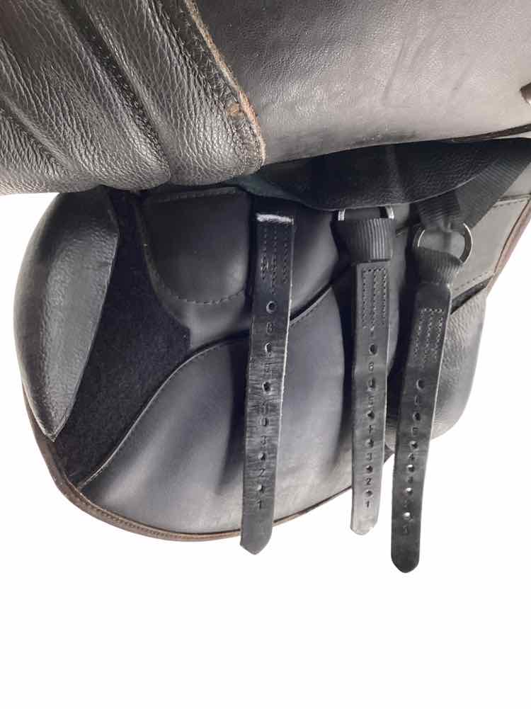 17" Thorowgood used close contact saddle B