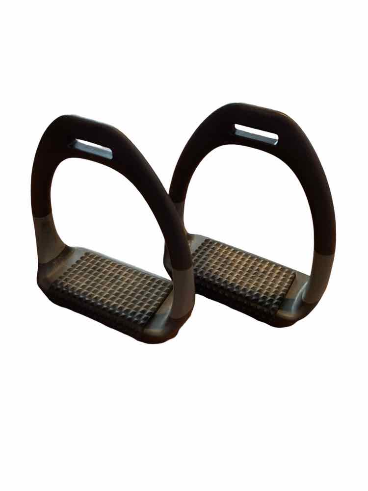 ROYAL RIDERS 5" Sport Flex Stirrups USED B