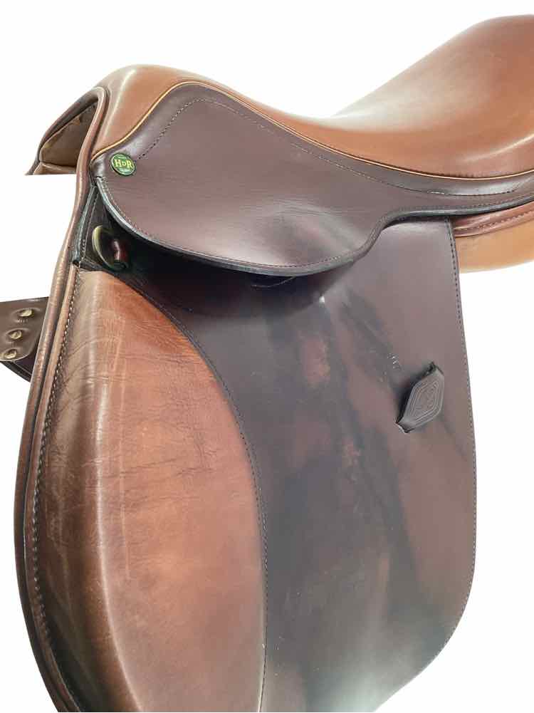 17" HDR Pro A/O close contact saddle