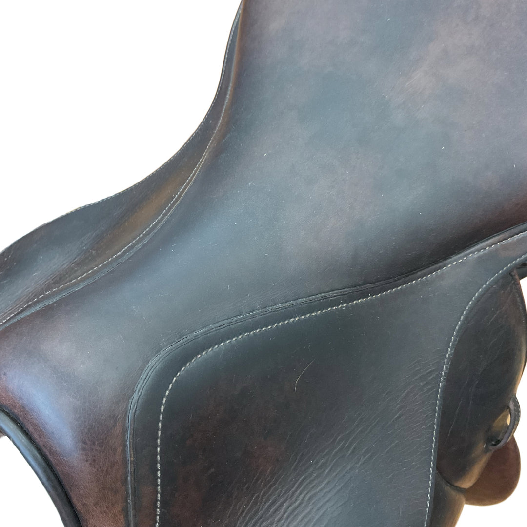 18" Devoucoux Chiberta Medium Used Hunter/Jumper Saddle
