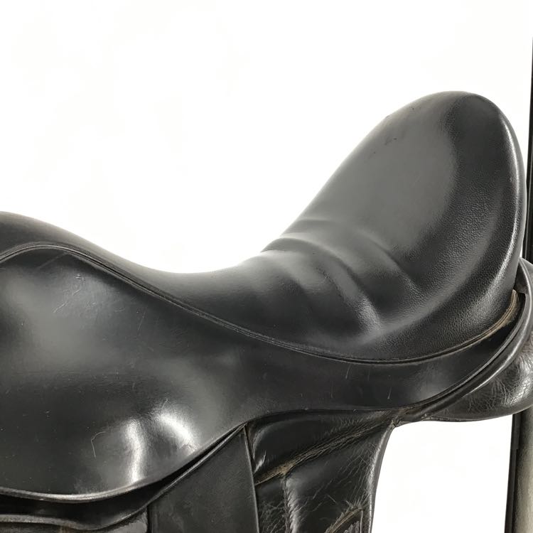 16.5" Black Country Vinici Wide Tree Used Monoflap Dressage Saddle - C