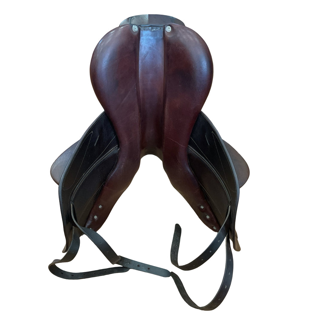 17.5" CWD SE09 Medium Used Hunter/Jumper Saddle