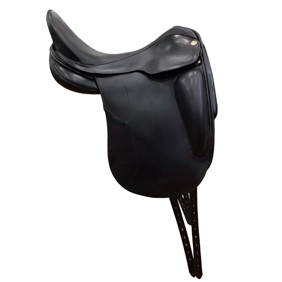 18" Sommer Savoie Flextra 31.5cm Used Dressage Saddle - H