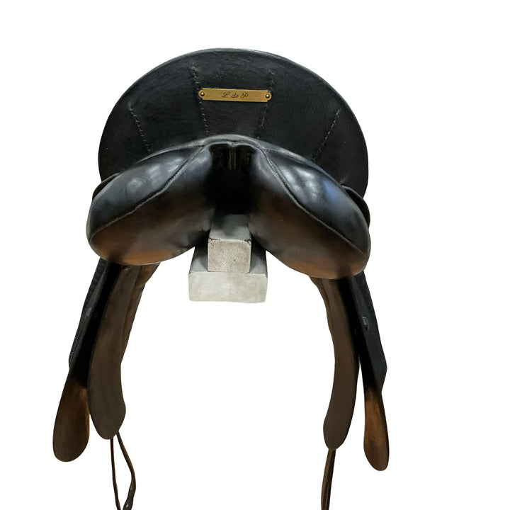 16.5" Unbranded Adjustable Crank Used Dressage Saddle - H