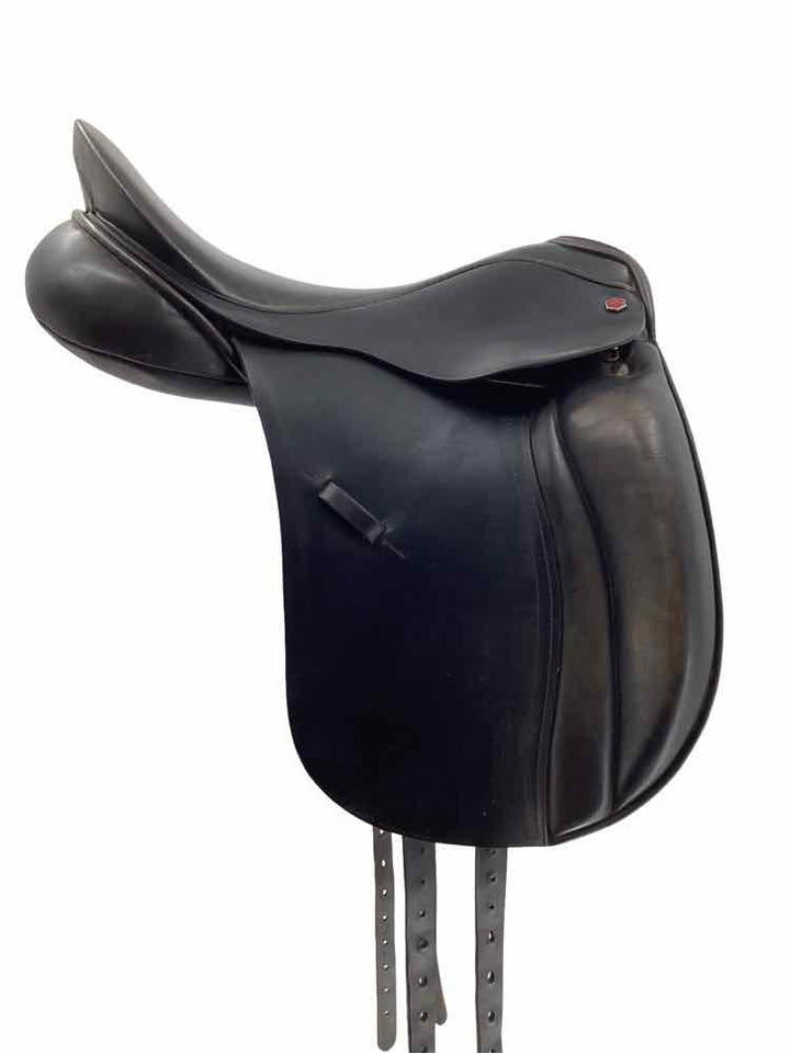 17.5" Albion used dressage saddle B