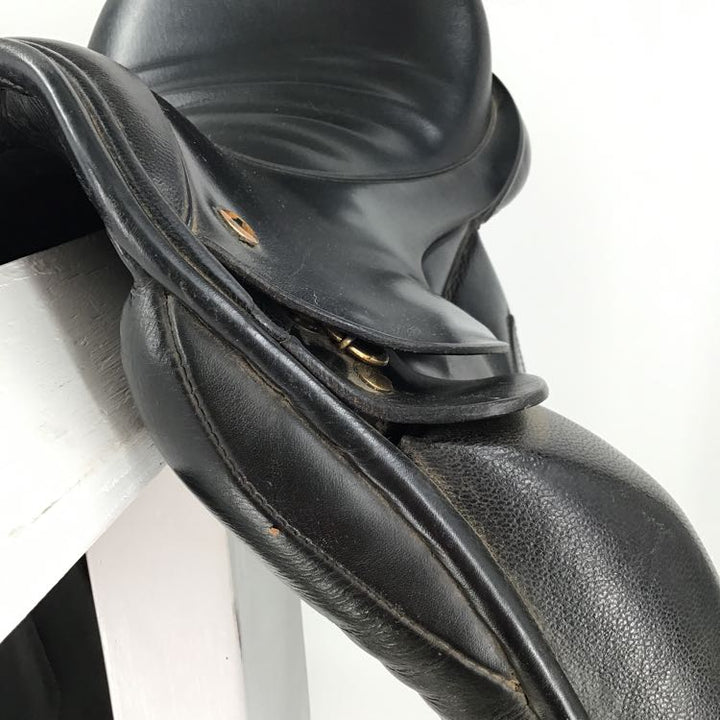 16.5" Black Country Vinici Wide Tree Used Monoflap Dressage Saddle - C