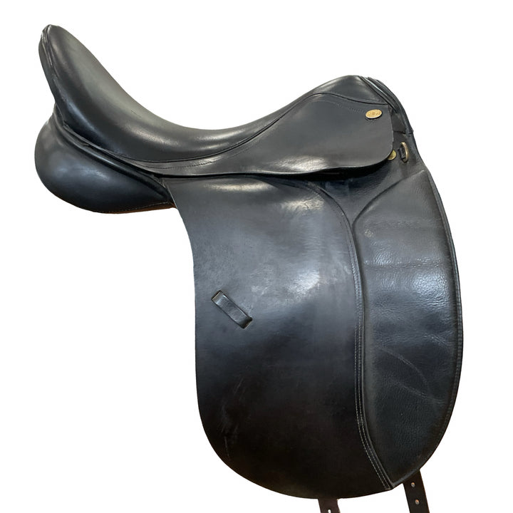 18" Busse Solibel Atlanta Medium Used Dressage Saddle