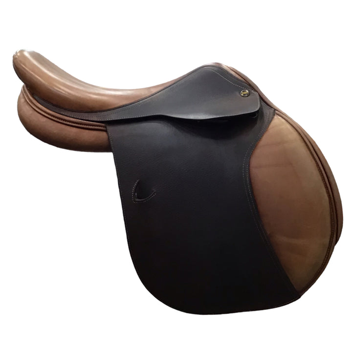 17" Richard Castelow Custom Medium/Wide Used Hunter/Jumper Saddle - H