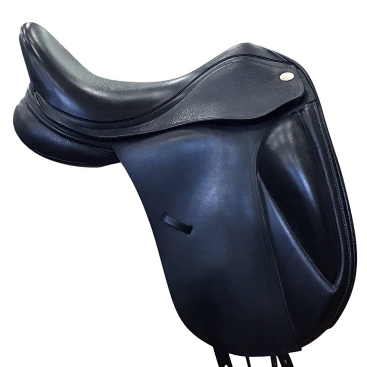 17" Kent & Masters HDS Adjustable Used Dressage Saddle - H