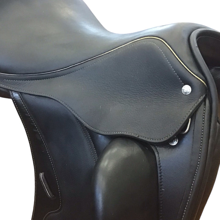 17.5" Custom Saddlery Gemini R Medium Used Dressage Saddle - H