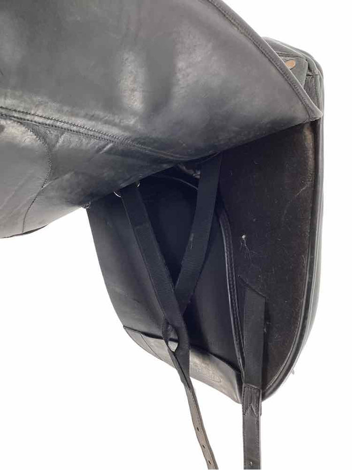 17" Bates used adjustable tree dressage saddle B