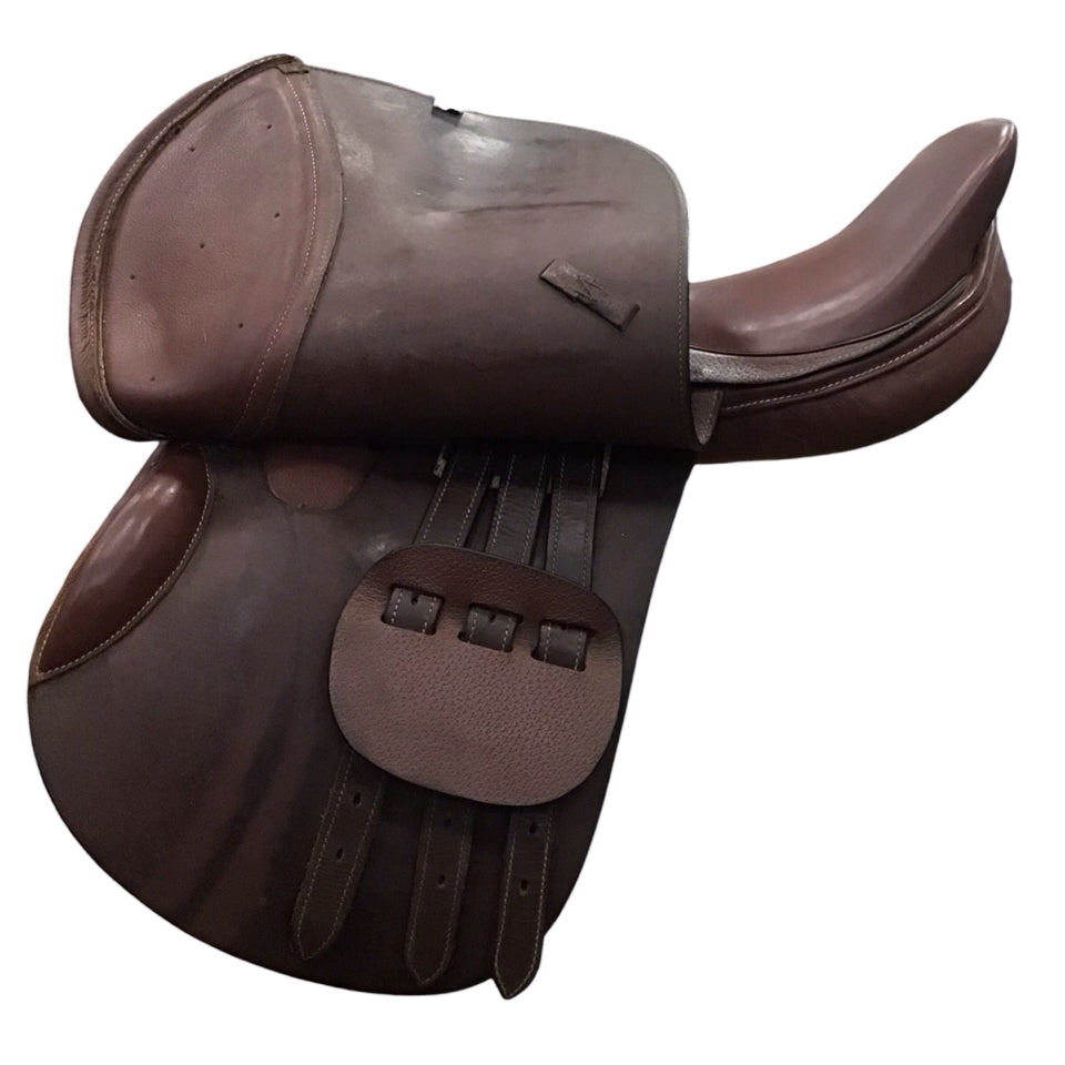 17" Kincade Wide Used Hunter/Jumper Saddle - H