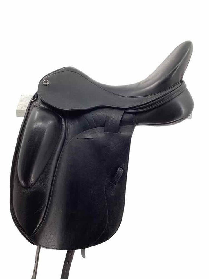 17.5" Veritas used dressage saddle B