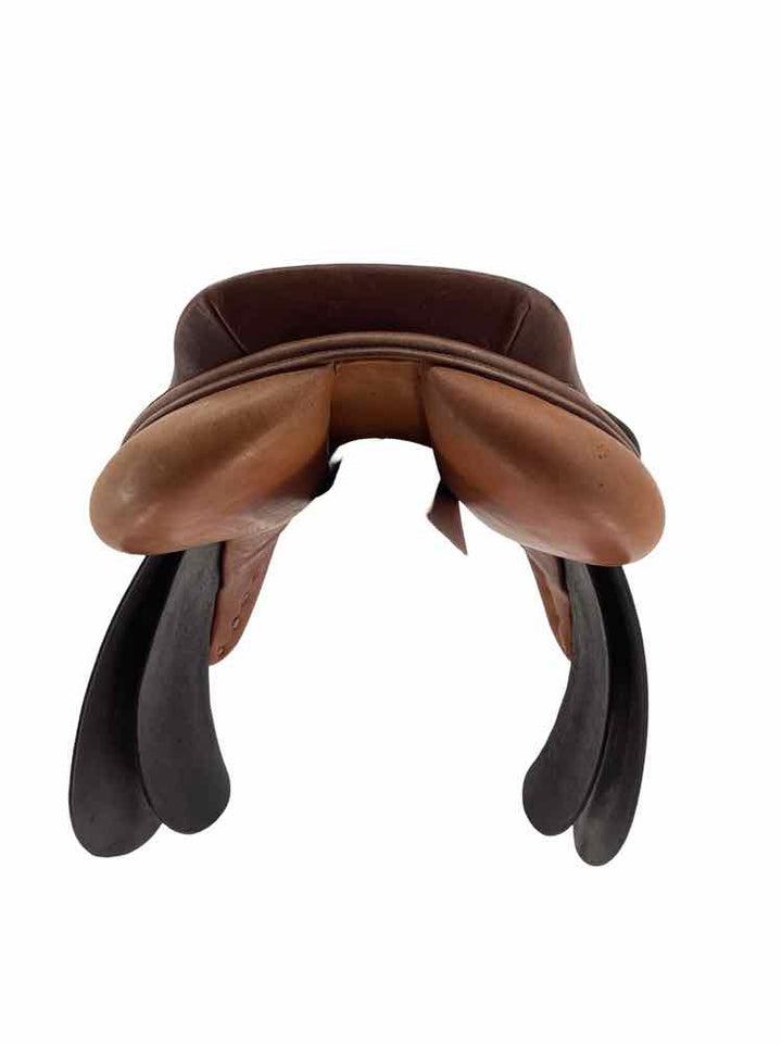 17" Harry Dabbs used close contact saddle B