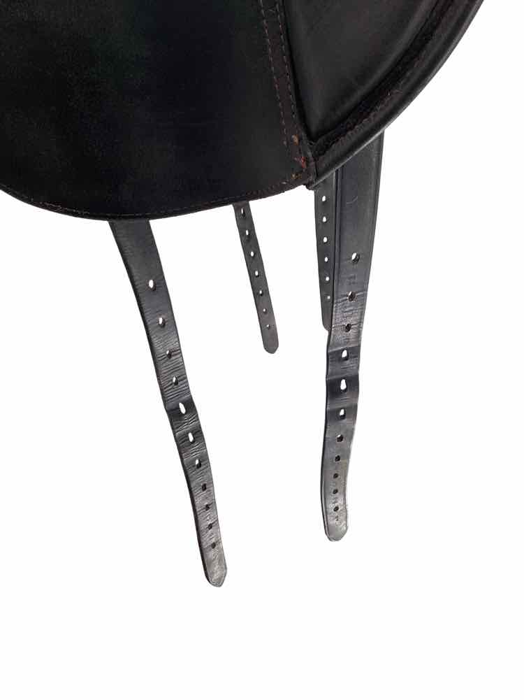 17" Custom Saddlery Wolfgang black with red piping, measure 17" but sits like 16