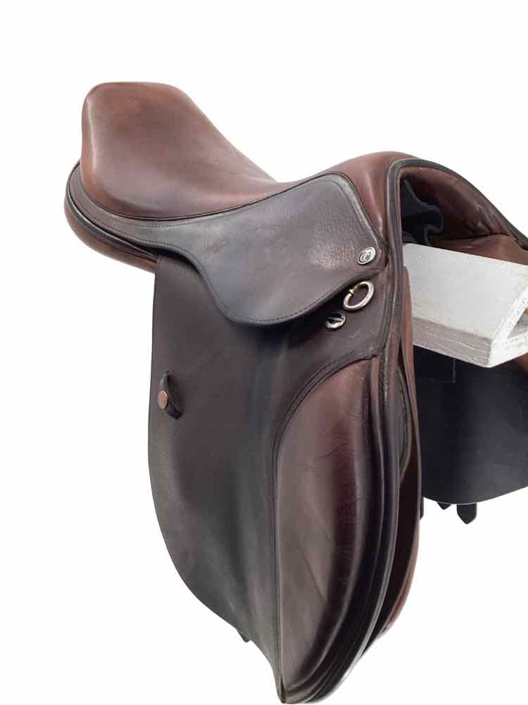18" Tad Coffin smart ride used close contact saddle