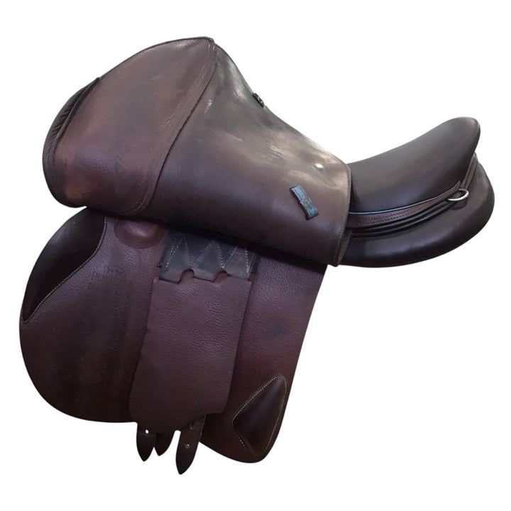 17" Devoucoux Biarritz O Medium Used Hunter/Jumper Saddle - H