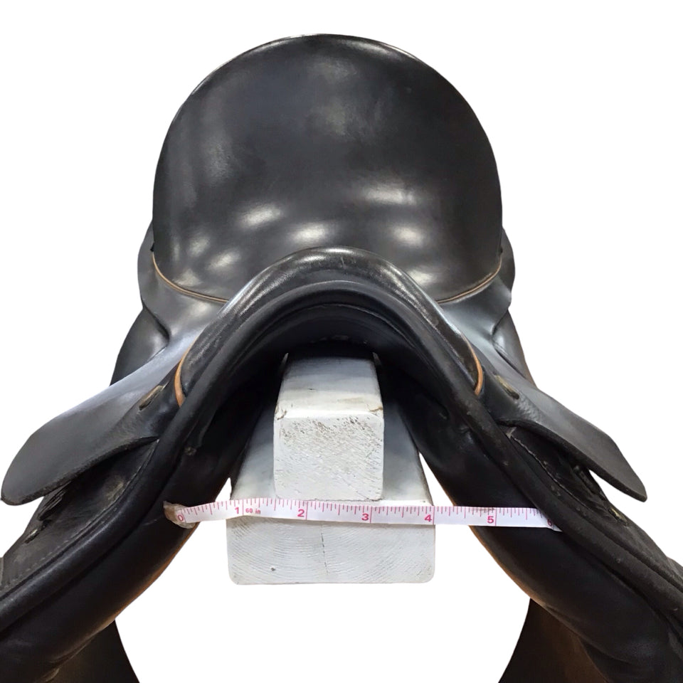17" Crosby Prix St. George Wide Used Dressage Saddle - H