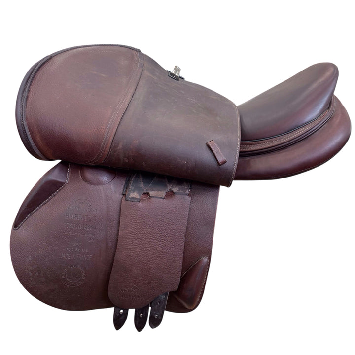 18" Devoucoux Biarritz O Medium Used Hunter/Jumper Saddle - H