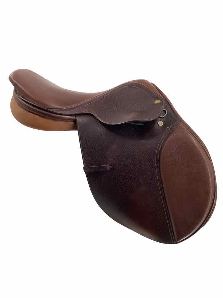 17" Beval used close contact saddle B