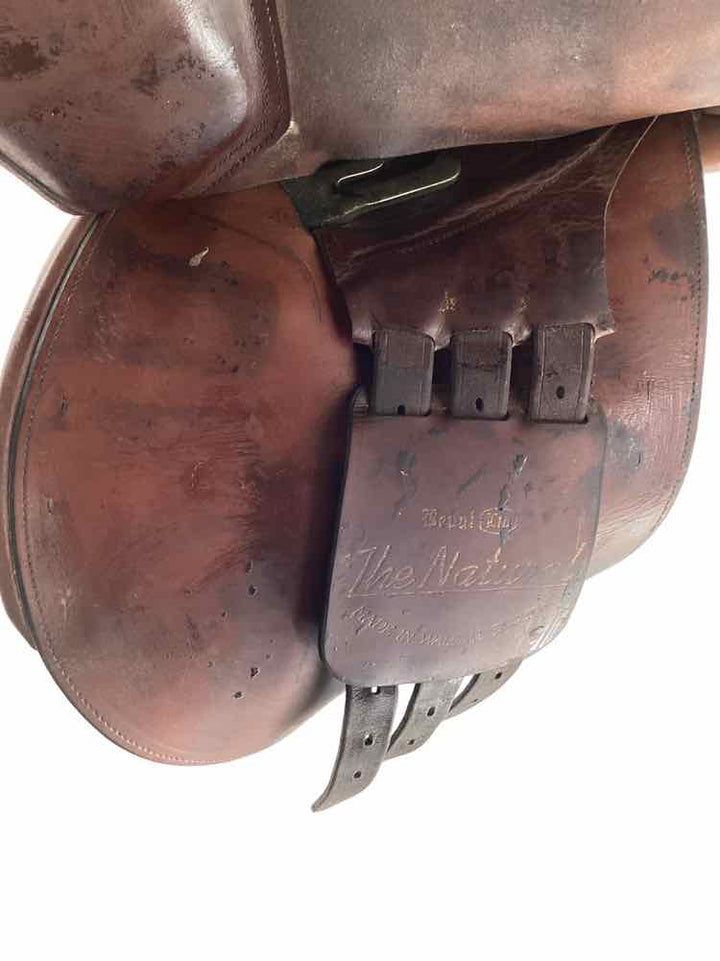 16" Beval Natural used close contact saddle