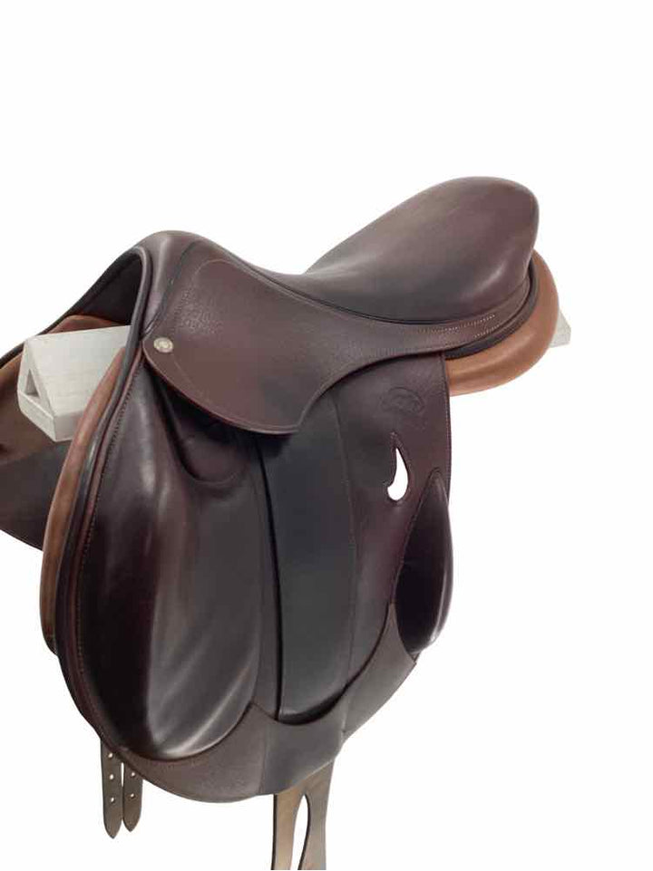 16.5" Devoucoux used mono flap saddle