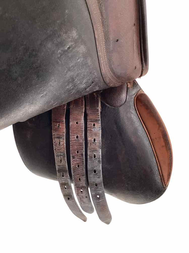 Childrens 16" Collegiate used close contact saddle B