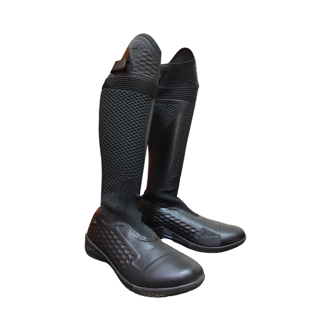 Horse Pilot 11.5 Teknit Tall Boots New