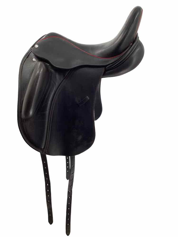 17" Custom Saddlery Wolfgang black with red piping, measure 17" but sits like 16