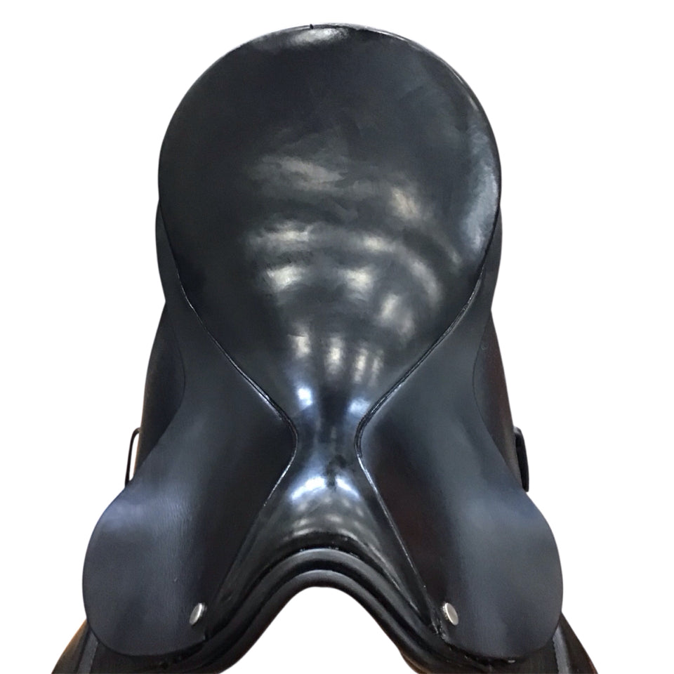 16.5" County Competitor No.3 Fit Med/Wide Used Dressage Saddle