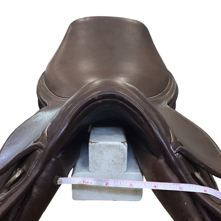 18" No Brand Med/Narrow Used Hunter/Jumper Saddle - H