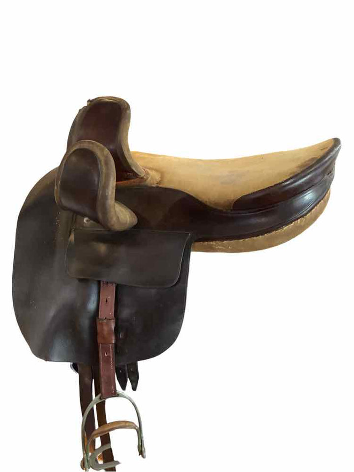 NO brand side saddle seat is 22.5" Long wide is 14" and dot to dot 3.75" B