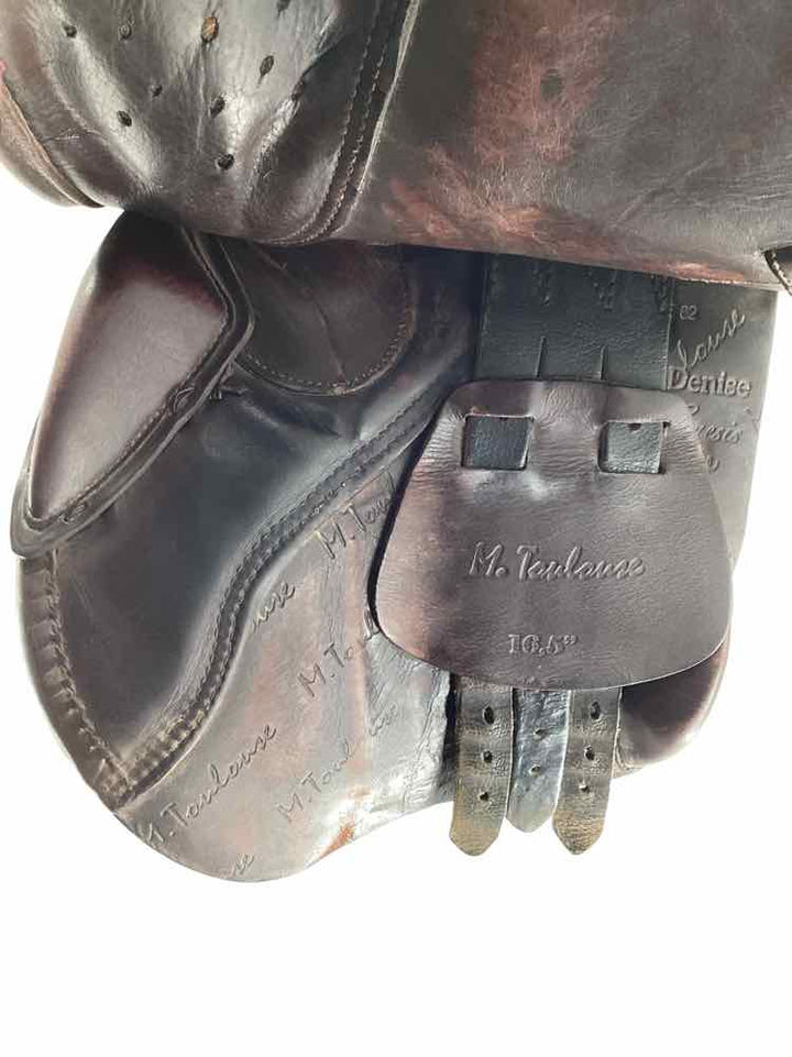 16.5 M Toulouse used close contact saddle B