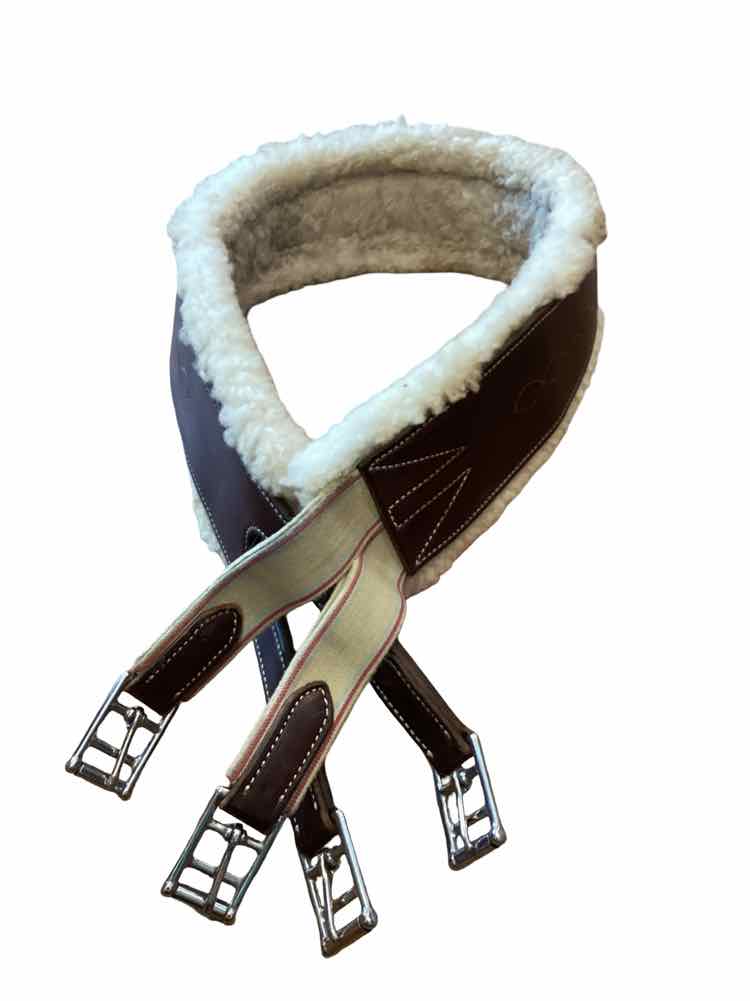 50" Split End Leather Girth w/Removable Sheepskin USED B