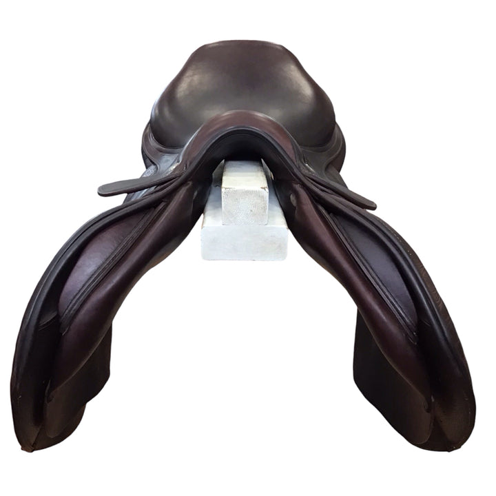 17" CWD SE02 Medium Used Hunter/Jumper Saddle - H