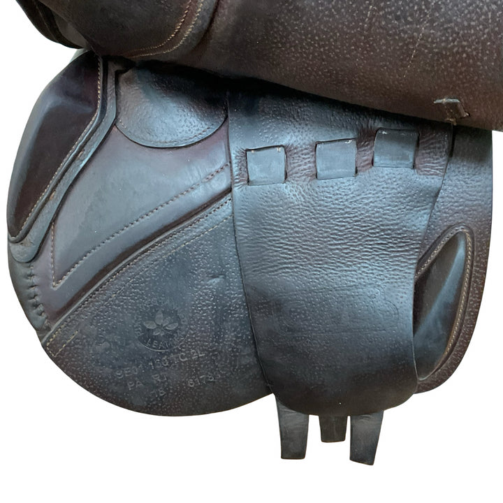 16" CWD SE01 Medium Used Childs Hunter/Jumper Saddle