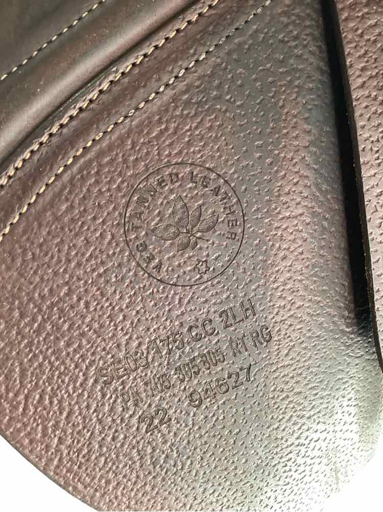 17.5" CWD SEO3 used close contact saddle with cover