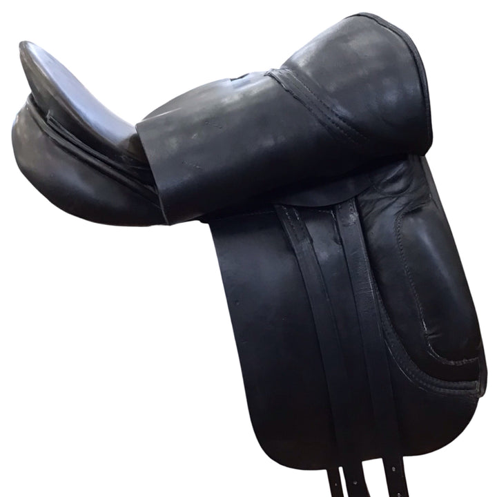 16.5" County Medium Wide 4 Fit Used Dressage Saddle - H