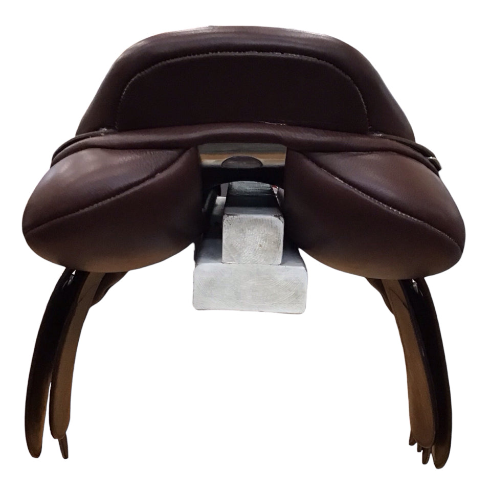 18" Bates Caprilli Close Contact Adjustable Used Hunter/Jumper Saddle - H