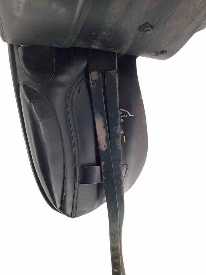 17" Jorges Canaves used dressage saddle B